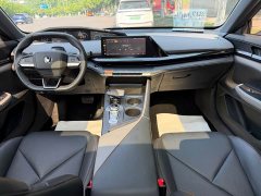 Changan UNI-V 1.5T sports version - фото 8