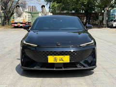 Changan UNI-V 1.5T premium - фото 3