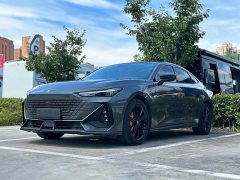 Changan UNI-V 1.5T premium - фото 1