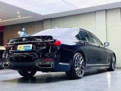 BMW 7 Series 740Li Leading M Sports Package - фото 4