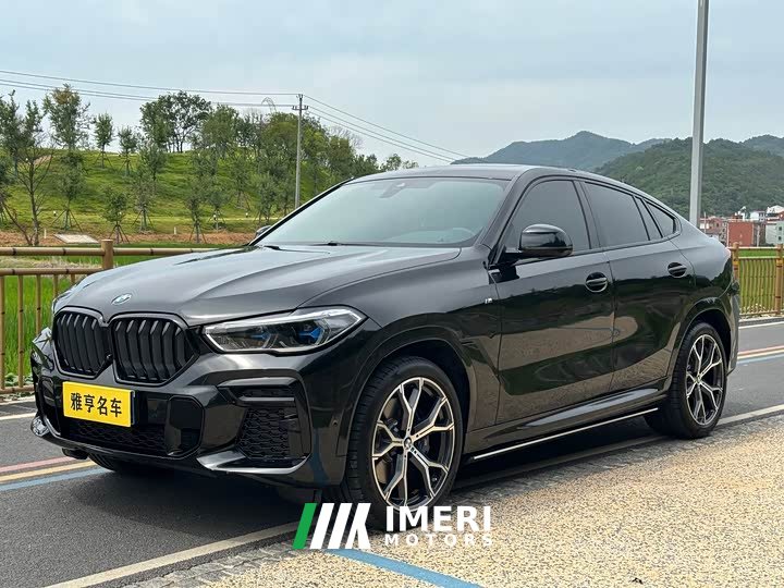 BMW X6 xDrive40i M Sport Package - автомобиль из Китая