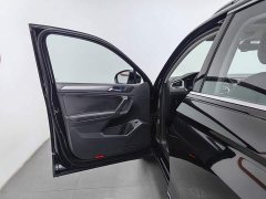 Volkswagen Tiguan L 330TSI Automatic FWD R-Line Premium Edition - фото 8
