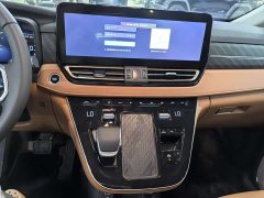 FAW HQ9 PHEV 2.0T AWDBusiness Edition - фото 11