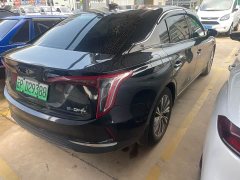 Hongqi E-QM5 Edition - фото 4