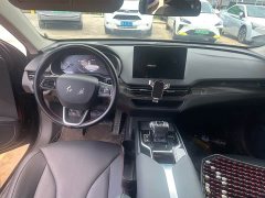 Hongqi E-QM5 Edition - фото 7