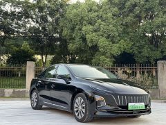 Hongqi E-QM5 Edition - фото 12