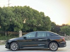 Hongqi E-QM5 Edition - фото 3