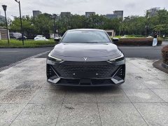 Changan UNI-V 1.5T premium - фото 2