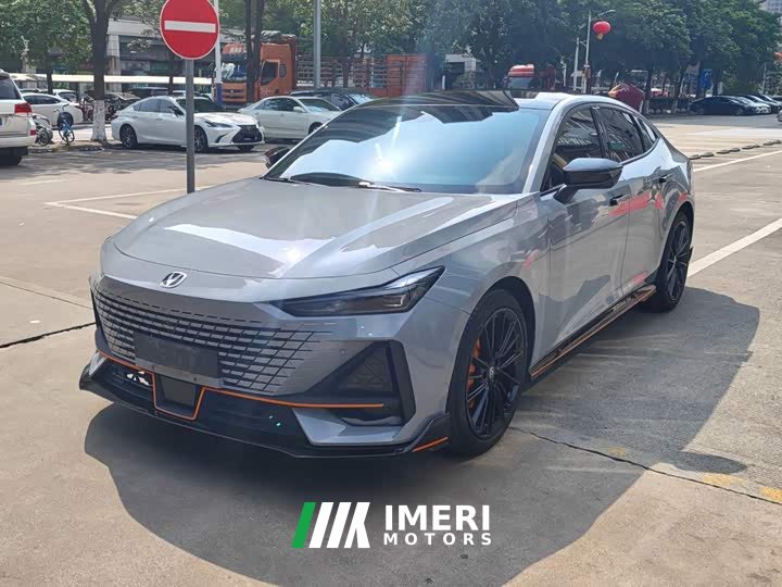 Changan UNI-V 1.5T sports version - автомобиль из Китая
