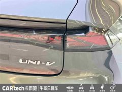 Changan UNI-V 2022 1.5T premium - фото 12