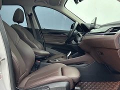 BMW X1 sDrive20Li fashionable - фото 9