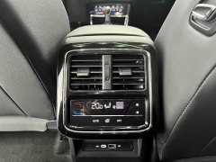 Volkswagen Passat 2022 280TSI Elite Edition - фото 16