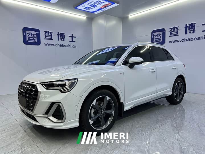 Audi Q3 35 TFSI Fashion Dynamic (1.4T)