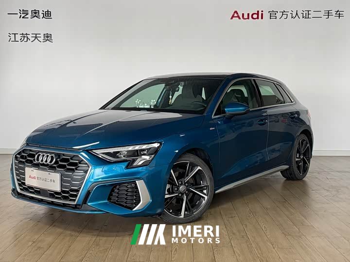 Audi A3 Sportback 35 TFSI stylish and sporty - автомобиль из Китая