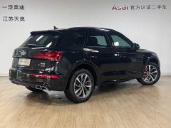 Audi Q5L 40 TFSI Luxury Version - фото 4