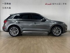 Audi Q5L 40 TFSI Luxury Dynamic Type - фото 3