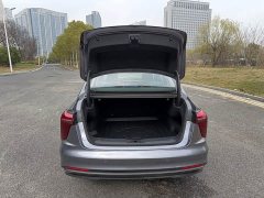 Hongqi H5 PHEV 170 Ultra Hybrid Edition - фото 20