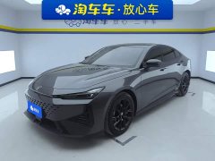 Changan UNI-V 1.5T Prestige Edition - фото 1