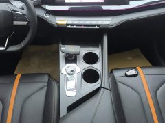 Changan UNI-V 1.5T Prestige Edition - фото 16
