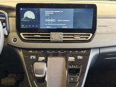 Hongqi HQ9 PHEV 2.0T AWD Business Edition - фото 16