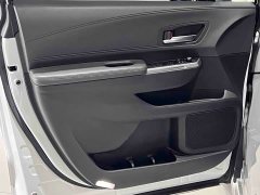 Toyota SIENNA 2021 2.5L Hybrid Limited - фото 15