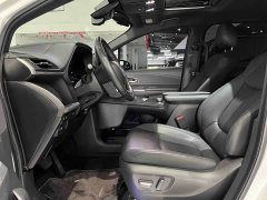 Toyota SIENNA 2021 2.5L Hybrid Limited - фото 16