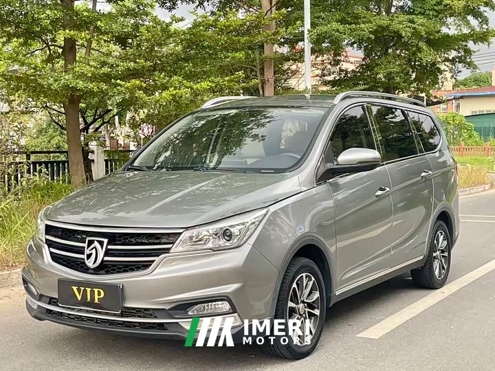 Wuling 730 1.5T CVTFashion Version 7 - автомобиль из Китая
