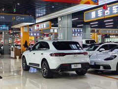 Porsche Macan 2.0T - фото 17