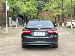 Toyota Camry 2.0G Deluxe Edition - фото 8