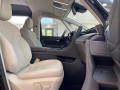 Vellfire Crown Hybrid 2.5L Supreme Executive Edition - фото 11