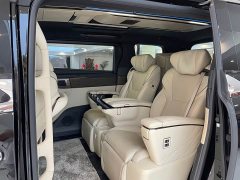 Vellfire Crown Hybrid 2.5L Supreme Executive Edition - фото 12