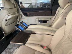 Vellfire Crown Hybrid 2.5L Supreme Executive Edition - фото 16