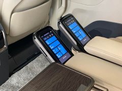 Vellfire Crown Hybrid 2.5L Supreme Executive Edition - фото 17