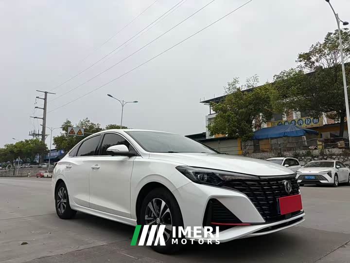 Changan PLUS NE 1.4T GDI DCTPremium Edition - автомобиль из Китая