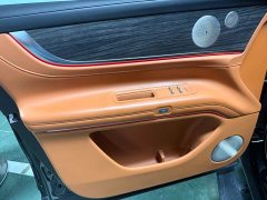 AITO M9 Extended Range Ultra 42kWh 6-Seater - фото 7