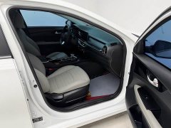 Kia K3 1.5L CVT Deluxe Edition - фото 16