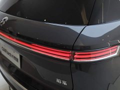 NIO ES8 Six-seater Executive Deluxe Edition - фото 11