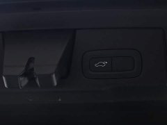 Volvo XC60 2025 B5 four-wheel drive Zhiyi Luxury Edition - фото 14