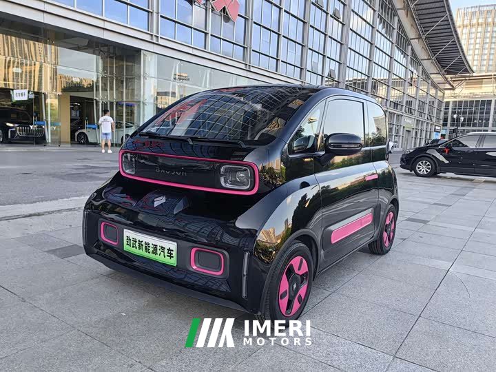 Baojun KiWi EV Artist’s Light Edition ternary lithium - автомобиль из Китая
