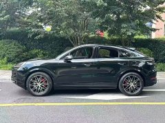 Porsche Cayenne Coupé 3.0T - фото 1