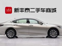 Lexus ES 200 Premium Edition - фото 3