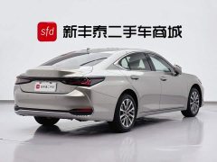 Lexus ES 200 Premium Edition - фото 5