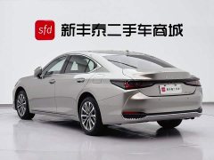 Lexus ES 200 Premium Edition - фото 6