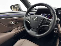Lexus ES 200 Premium Edition - фото 9