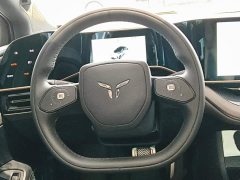 FAW EH7 640 AWD Edition - фото 15
