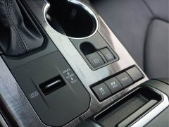 2.5L HEVAWDPremium Edition - фото 12