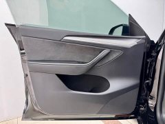 Tesla Model Y 2023 rear-wheel drive version - фото 7