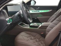 BMW 7 Series 2023 735Li M Sport Package - фото 9