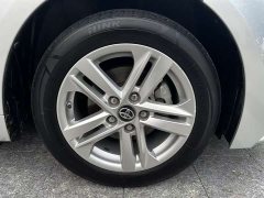 Toyota 1.8H E-CVT Edition - фото 17