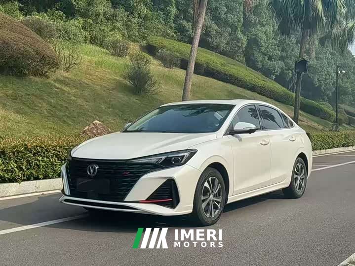 Changan PLUS NE 1.4T GDI DCTPremium Edition - автомобиль из Китая